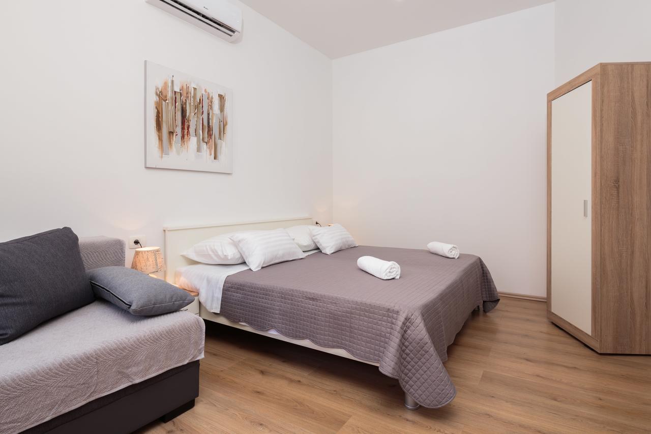 Lux Cindro Studio in Split Center Appartement Buitenkant foto